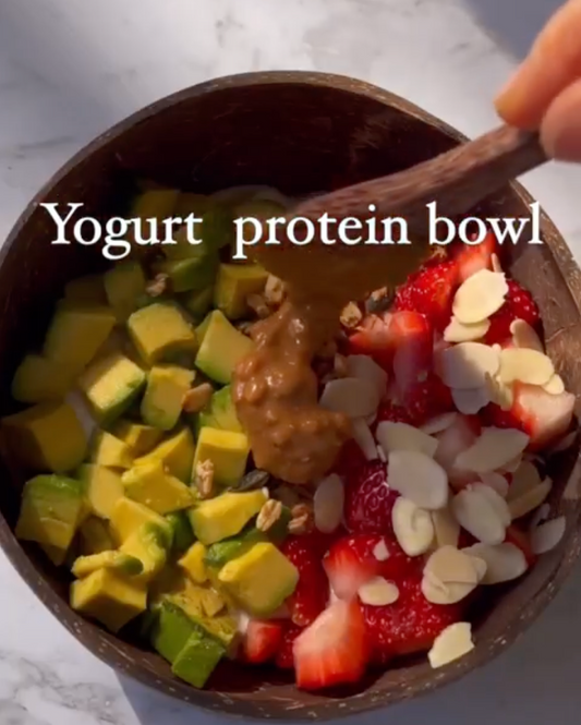 β¨ Yogurt Protein Bowl β¨ Another healthy day with a healthy breakfast recipe β€οΈ